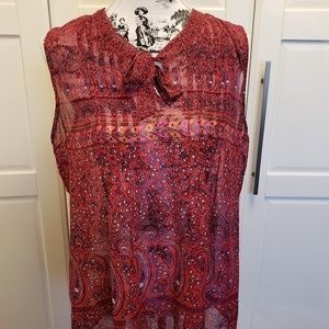 {Old Navy} Chiffon Tank Too